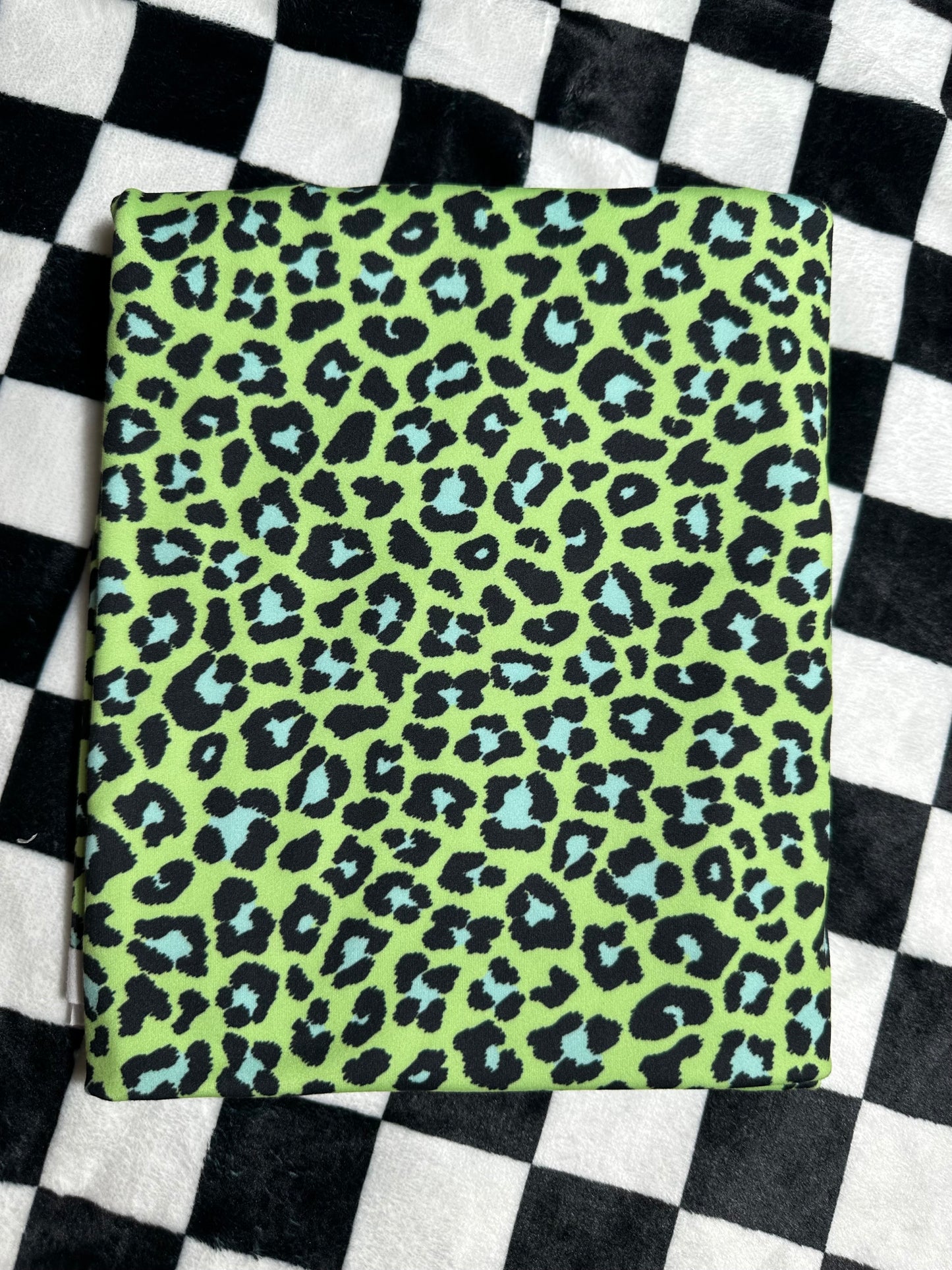 Green/Blue Leopard 250 DBP