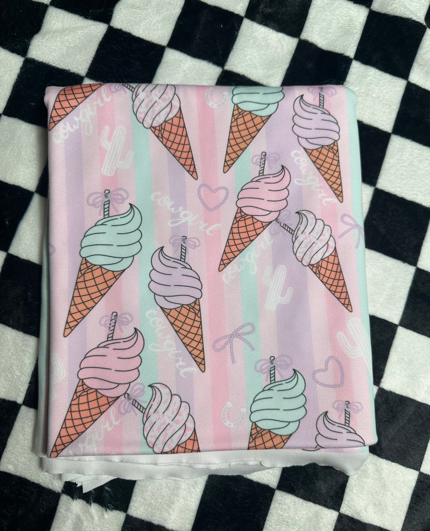 Cowgirl Ice Cream 250 DBP